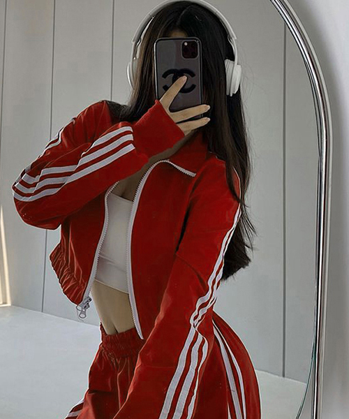 Unique1548 라인트랙 크롭집업~