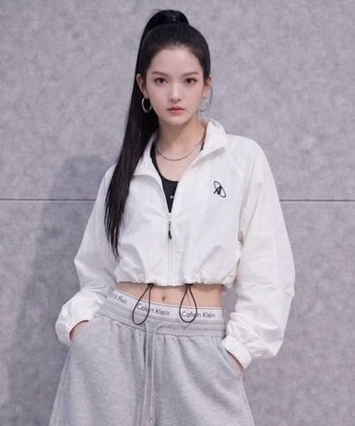 Unique1563  A크롭 바람막이~